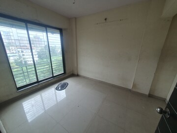 Room in 1 BHK Apartment at Vantage Green Woods, Shilphata – for Rent