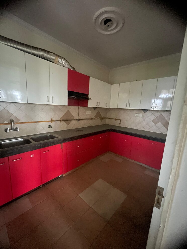 Kitchen, sector 21c 4 Bedroom 1900 Sq.Ft. Apartment In Sector 21c Faridabad 9011157