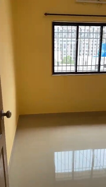 Room in 2 BHK Apartment at Kopar Khairane – for Rent