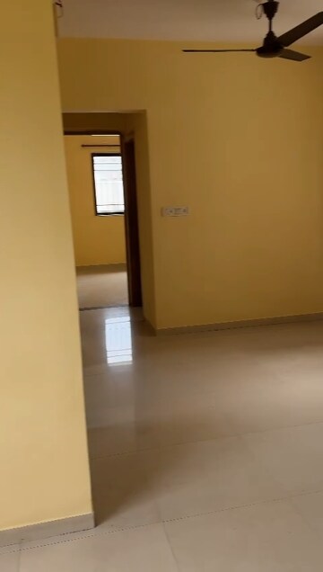 Room in 2 BHK Apartment at Kopar Khairane – for Rent