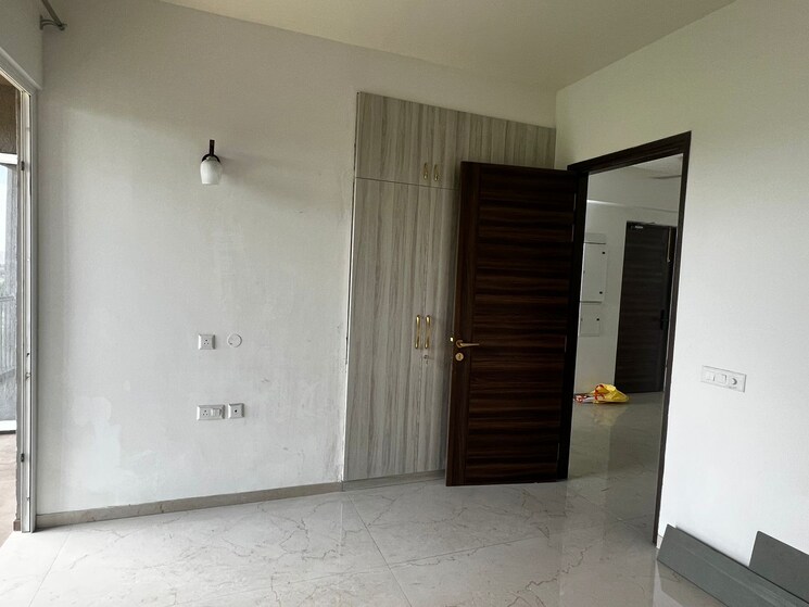 Room, smart-world-orchard 3 Bedroom 1630 Sq.Ft. Builder Floor In Sector 61 Gurgaon 9011183
