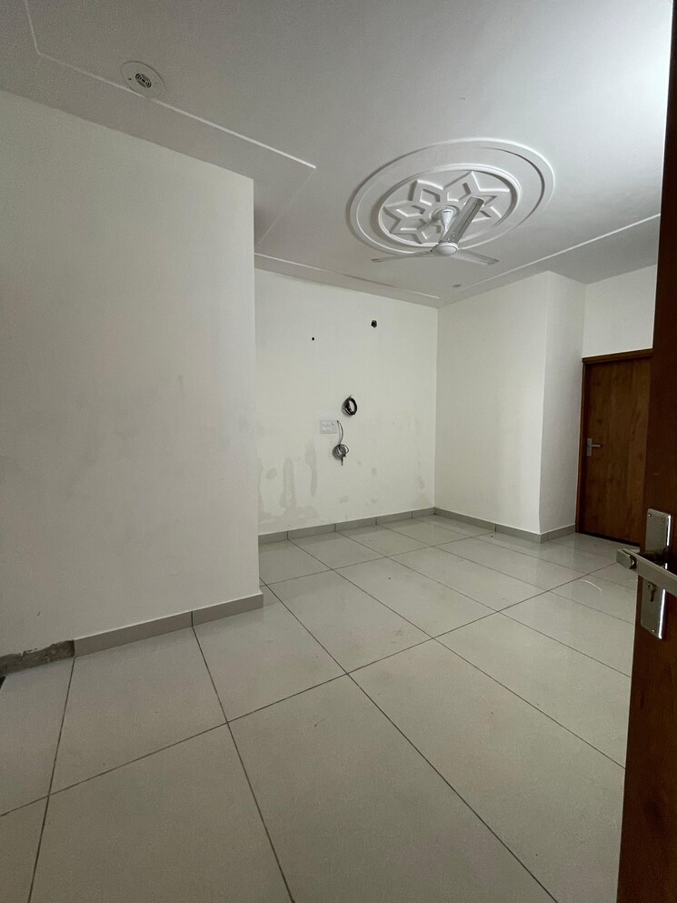 Room, ambala highway 3 Bedroom 1250 Sq.Ft. Independent House In Ambala Highway Zirakpur 9011179