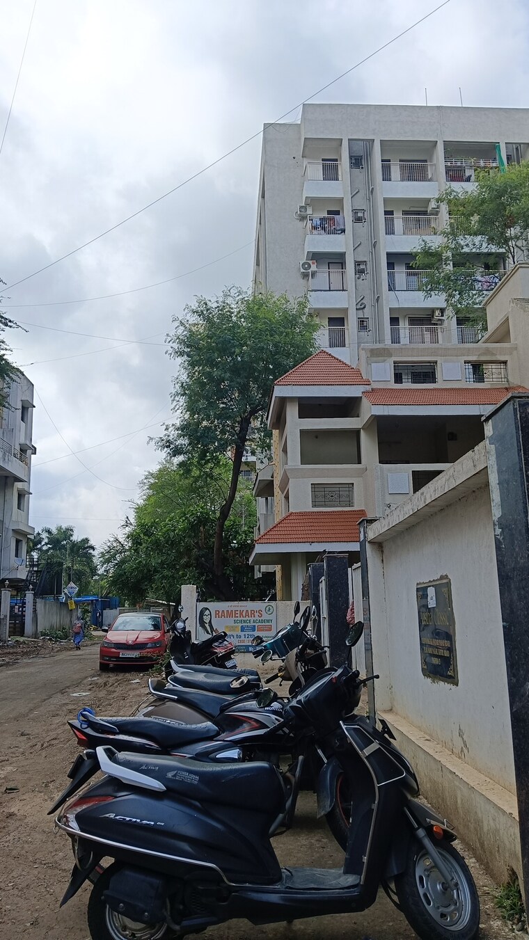 Exterior View, friends colony Commercial Shop 200 Sq.Ft. In Friends Colony Nagpur 9011199