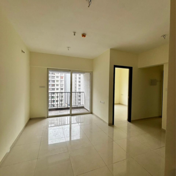 Room in 2 BHK Apartment at Pantheon Acorn Park Phase 1, Mumbai Bangalore Highway – for Rent