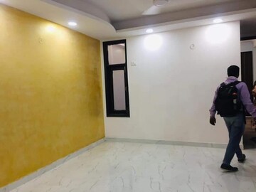 Room in 1 BHK Builder Floor at Freedom Fighters Enclave – for Rent