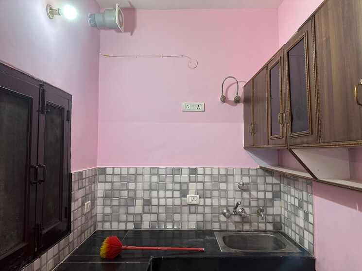 Kitchen, ansal-plaza-sector-23 1 Bedroom 450 Sq.Ft. Builder Floor In Sector 23 Gurgaon 9011275