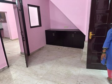 Room in 1 BHK Builder Floor at Ansal Plaza Sector-23, Sector 23 – for Rent
