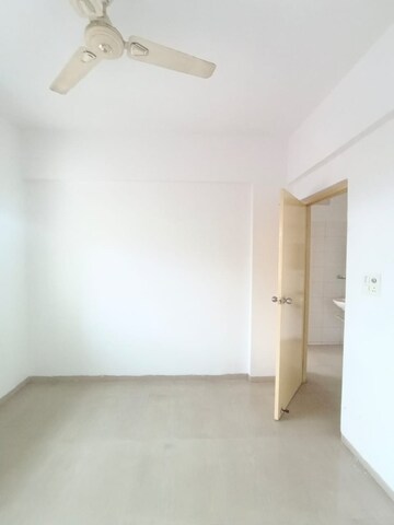 Room in 2 BHK Apartment at Aishwaryam Ventures, Pimpri Chinchwad Pcmc – for Rent