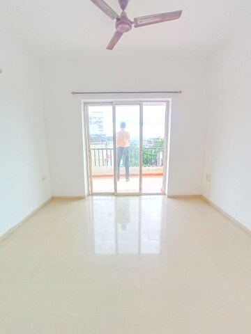 Room in 2 BHK Apartment at Aishwaryam Ventures, Pimpri Chinchwad Pcmc – for Rent