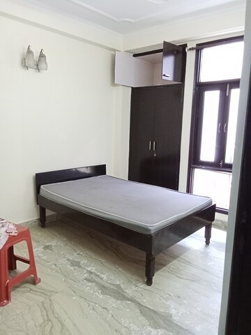 Bedroom in 2 BHK Builder Floor at Arjun Nagar – for Rent