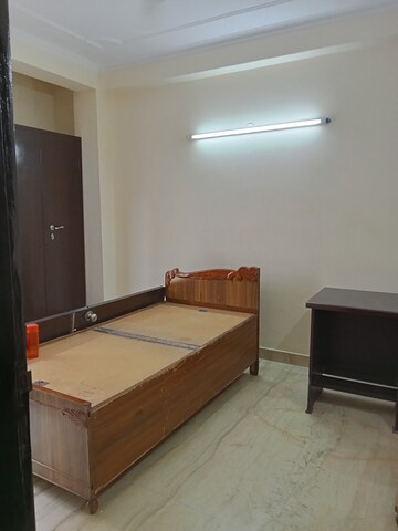 Bedroom in 2 BHK Builder Floor at Arjun Nagar – for Rent