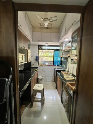   Office Space at Kandivali West – for Sale