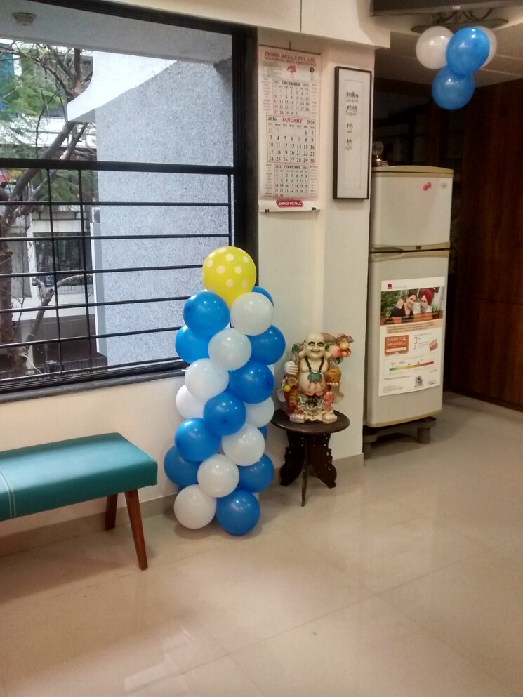 Other, kandivali west Commercial Office Space 612 Sq.Ft. In Kandivali West Mumbai 9011332