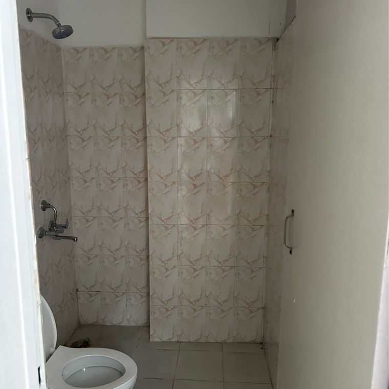 Bathroom, sarvome-shree-homes-phase-2 3 Bedroom 750 Sq.Ft. Apartment In Sector 45 Faridabad 9011350