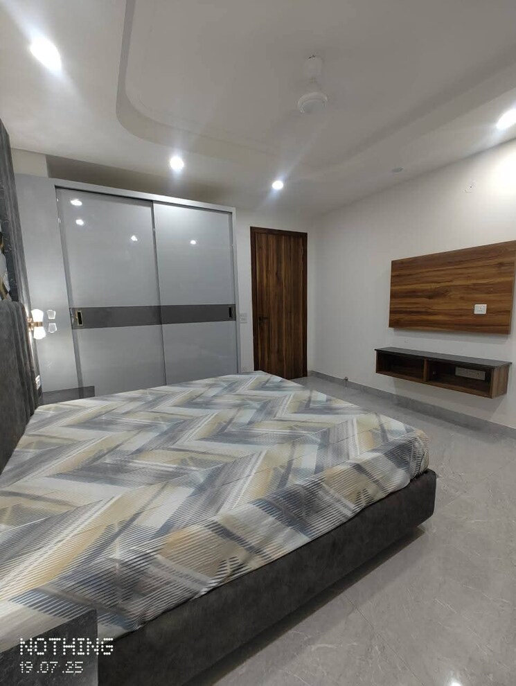 Bedroom, sector 45 3 Bedroom 1900 Sq.Ft. Builder Floor In Sector 45 Gurgaon 9011380