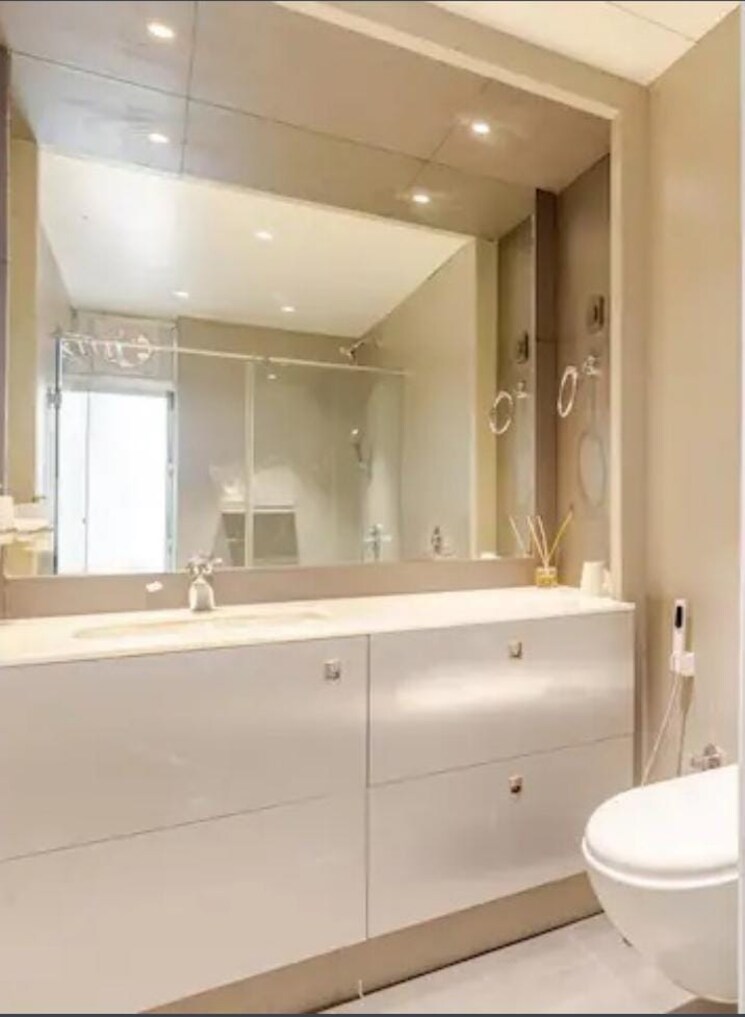 Attached Bathroom, rustomjee-9-jvpd 4 Bedroom 3000 Sq.Ft. Apartment In Juhu Mumbai 9011409
