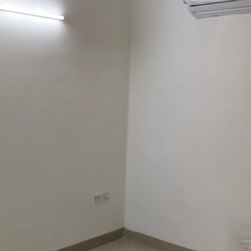 Room in 3 BHK Apartment at Ansal API Esencia, Sector 67 – for Rent