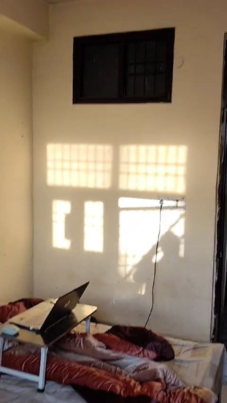 undefined, vaishali sector 3 1 Bedroom 65 Sq.Yd. Builder Floor In Vaishali Sector 3 Ghaziabad 9011398