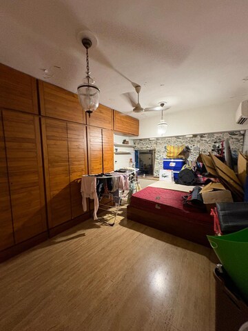 Parking in 3 BHK Apartment at Alpa Apartment, Worli – for Rent