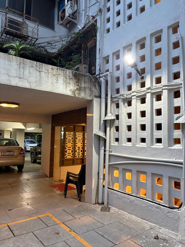 Exterior View, alpa-apartment 3 Bedroom 2000 Sq.Ft. Apartment In Worli Mumbai 9011425