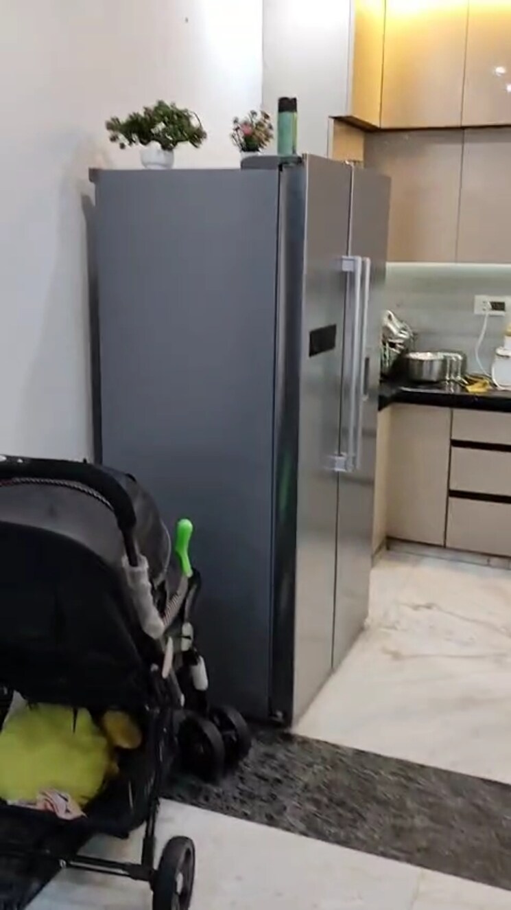 Kitchen, vaishali sector 5 4 Bedroom 200 Sq.Mt. Builder Floor In Vaishali Sector 5 Ghaziabad 9011436