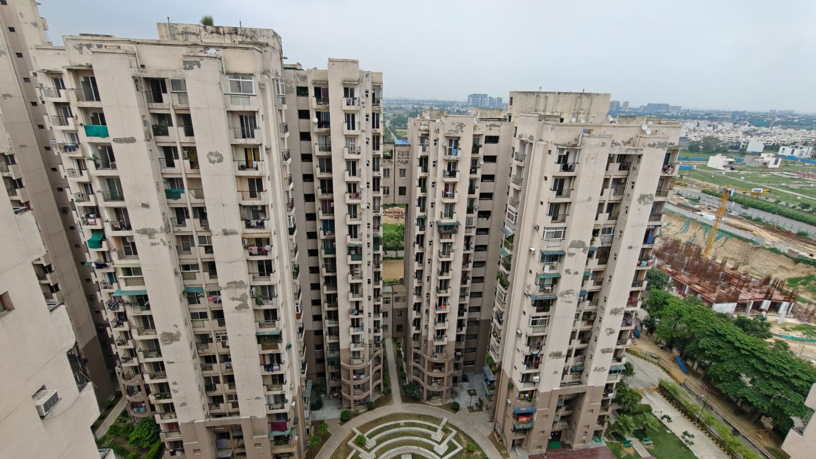 2 BHK + Pooja Room Apartment For Sale in Aditya Luxuria Estate