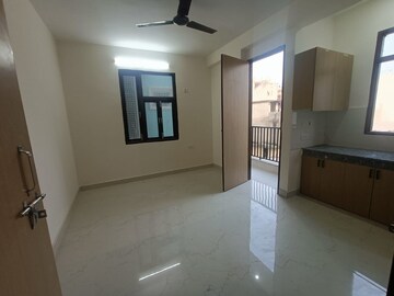 Room in 1 RK Builder Floor at Freedom Fighters Enclave – for Rent