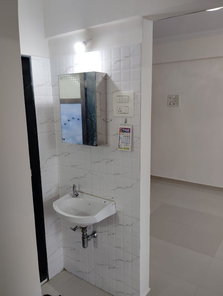 Bathroom, puraniks-kavya-dhara-chs 1 Bedroom 464 Sq.Ft. Apartment In Dhokali Thane 9011531