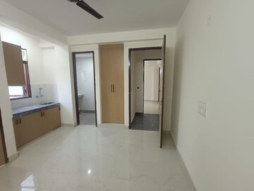 Room in 1 RK Builder Floor at Freedom Fighters Enclave – for Rent
