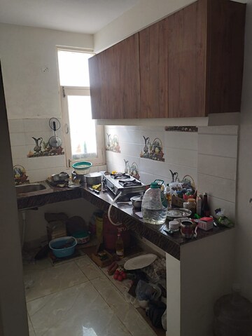 Team Area in 1 RK Builder Floor at Mayur Vihar – for Rent