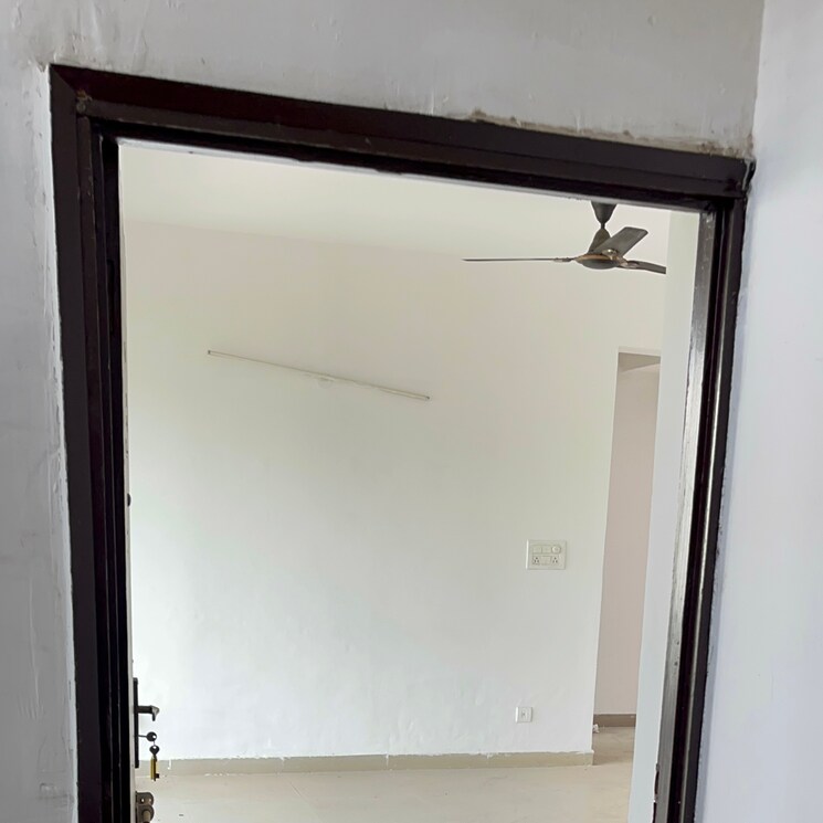 Room, puri-vip-floors 3 Bedroom 1750 Sq.Ft. Villa In Sector 81 Faridabad 9011616