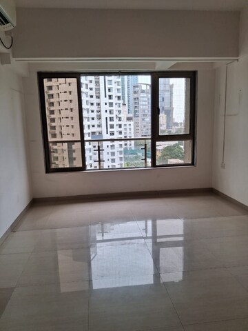Room in 2 BHK Apartment at Aristo Pearl Residency, Prabhadevi – for Rent