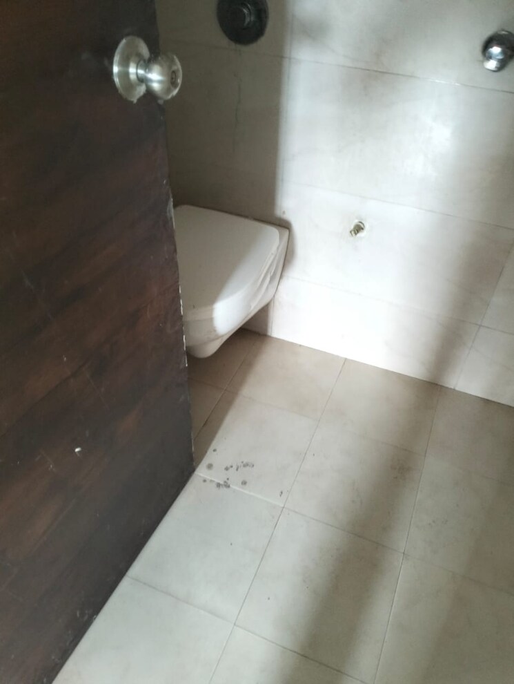 Attached Bathroom, dgs-sheetal-tapovan 1 Bedroom 419 Sq.Ft. Apartment In Malad East Mumbai 9011594