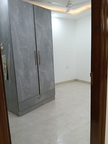 Room in 4 BHK Builder Floor at Sultanpur – for Sale
