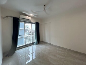 Room in 2 BHK Apartment at Dn Nagar – for Rent