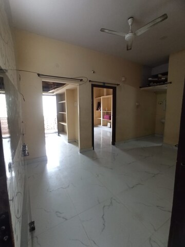 Room in 1 BHK Independent House at Moti Nagar – for Rent