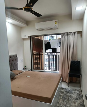 Living Room in 2 BHK Apartment at Dn Nagar – for Rent