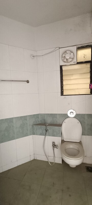Master Bedroom in 2 BHK Apartment at Sunshine  Court, Kalyani Nagar – for Rent