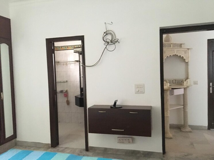 undefined, panchsheel enclave 3 Bedroom 2000 Sq.Ft. Builder Floor In Panchsheel Enclave Delhi 9011739