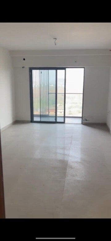 Room in 2 BHK Apartment at Adani Atelier Greens, Koregaon Park – for Rent