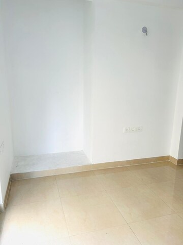 Room in 2 BHK Apartment at Habitech Panch Tatva, Tech Zone 4 Greater Noida – for Rent