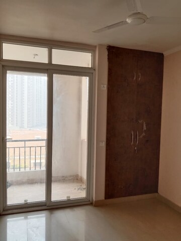 Room in 2 BHK Apartment at Habitech Panch Tatva, Tech Zone 4 Greater Noida – for Rent