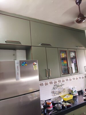 Furnished Amenities in 4 BHK Apartment at Juhu Pearl, Juhu – for Sale