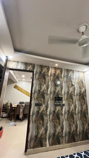 Furnished Amenities in 3 BHK Apartment at Sahastradhara Road – for Rent