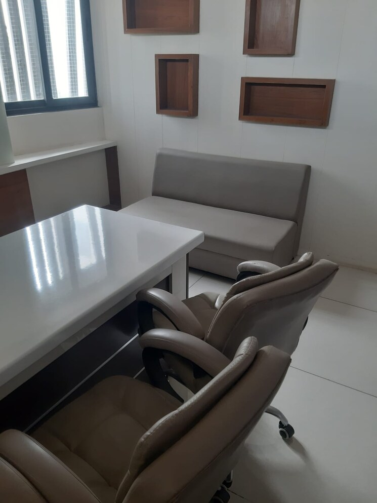 Team Area, avirat-silver-radiance-one Commercial Office Space 1930 Sq.Ft. In Thaltej Ahmedabad 9011888