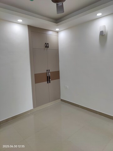 Room in 2 BHK Apartment at Habitech Panch Tatva, Tech Zone 4 Greater Noida – for Sale
