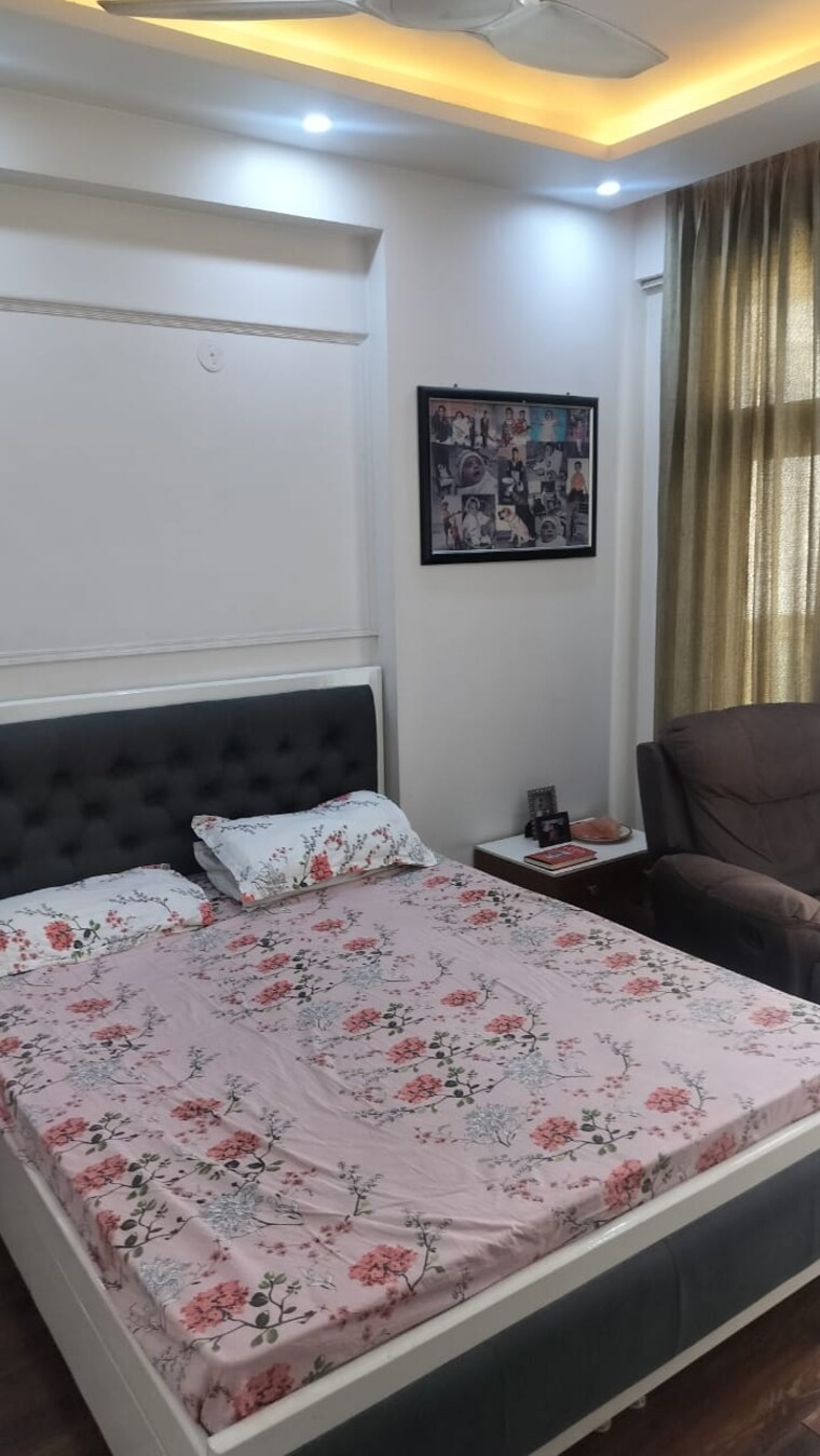 Bedroom, mahagun-maestro 3 Bedroom 1750 Sq.Ft. Apartment In Sector 50 Noida 9011867
