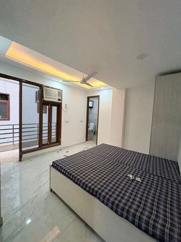 Bedroom in 2 BHK Apartment at Saket – for Rent