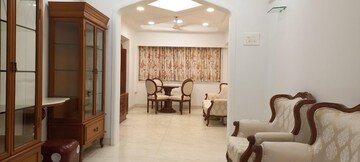 2 BHK Apartment For Rent in Seven Bungalow, Andheri West