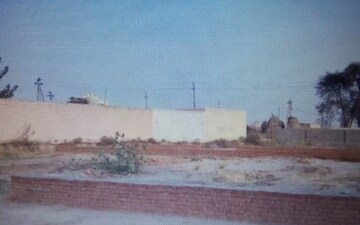Plot For Sale in Sector 104